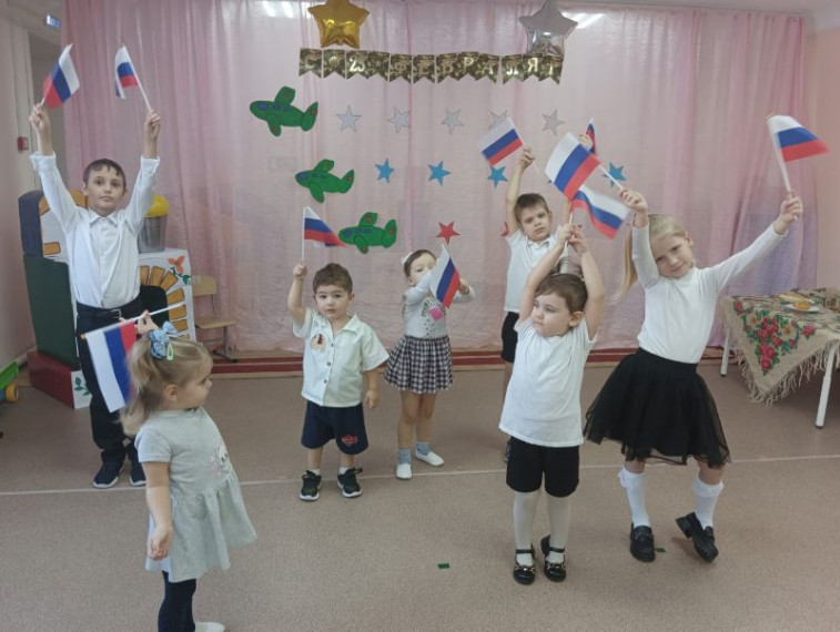 В дошкольной группе" Непоседы " отметили День защитника Отечества.